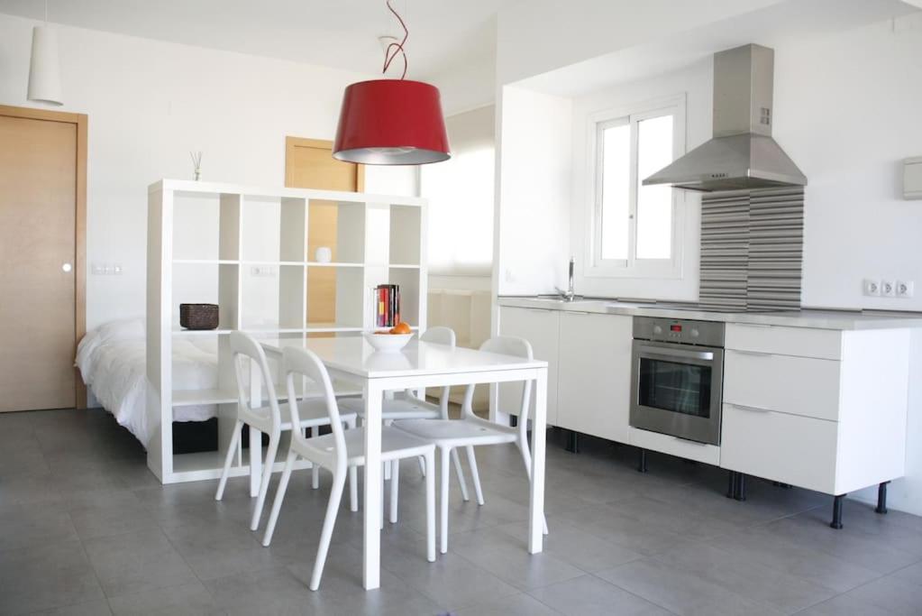 شقة Cosy Apt Terrace In Downtown فالنسيا المظهر الخارجي الصورة