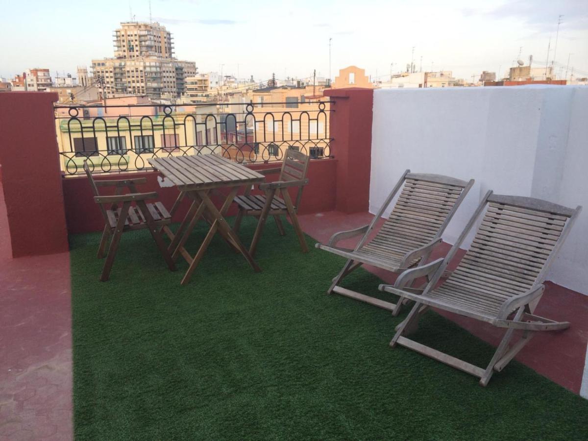 شقة Cosy Apt Terrace In Downtown فالنسيا المظهر الخارجي الصورة